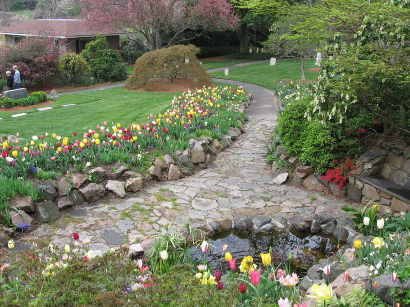 https://www.thecharlottemoms.com/wp-content/uploads/2021/02/cabbarus-memorial-gardens.jpg